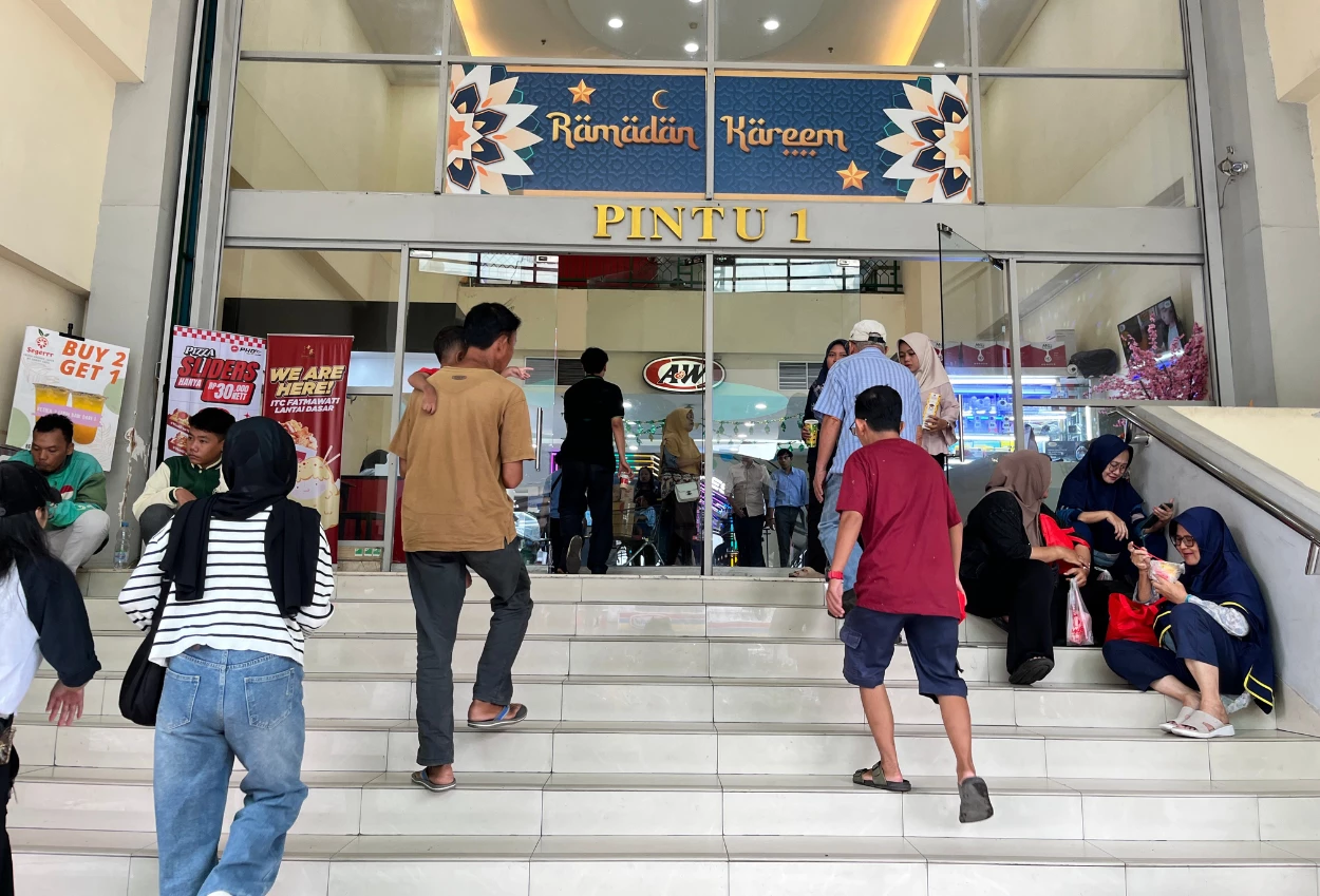 Sepekan usai idulfitri, itc fatmawati kembali ramai