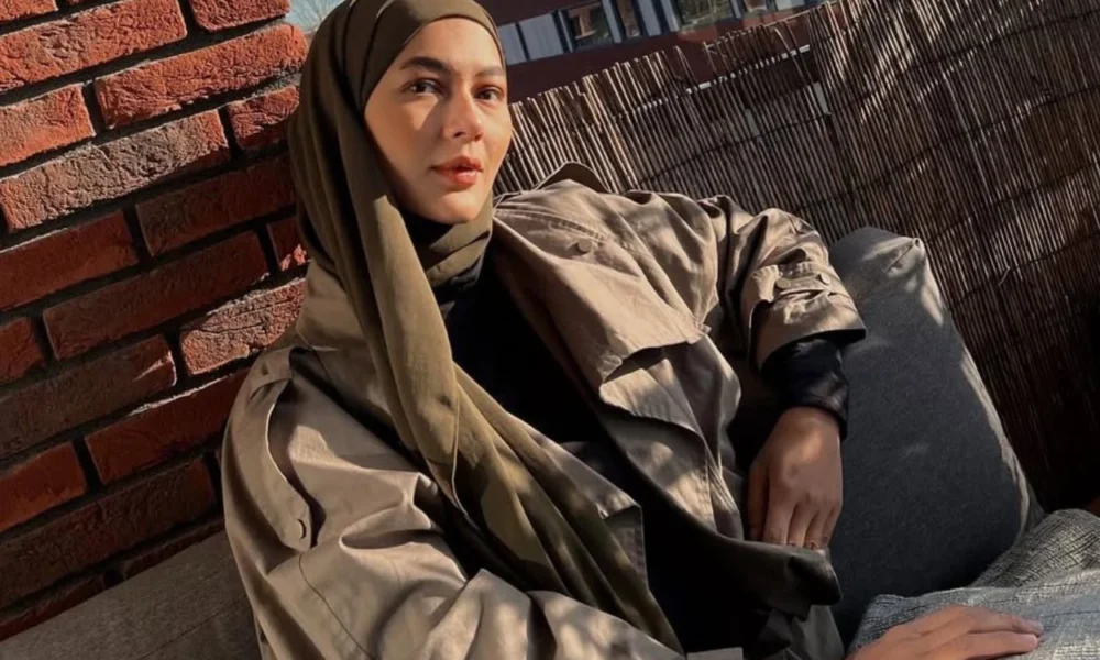 Tangis paula pecah saat disinggung rumor hiv oleh denny sumargo