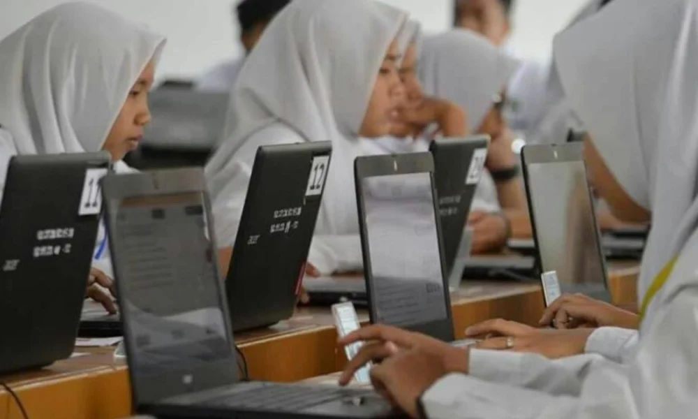 Tantangan utama pengembangan teknologi di indonesia dalam sektor pendidikan