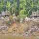 Truk sampah terekam buang sampah ke kali bekasi, diduga sudah 10 tahun