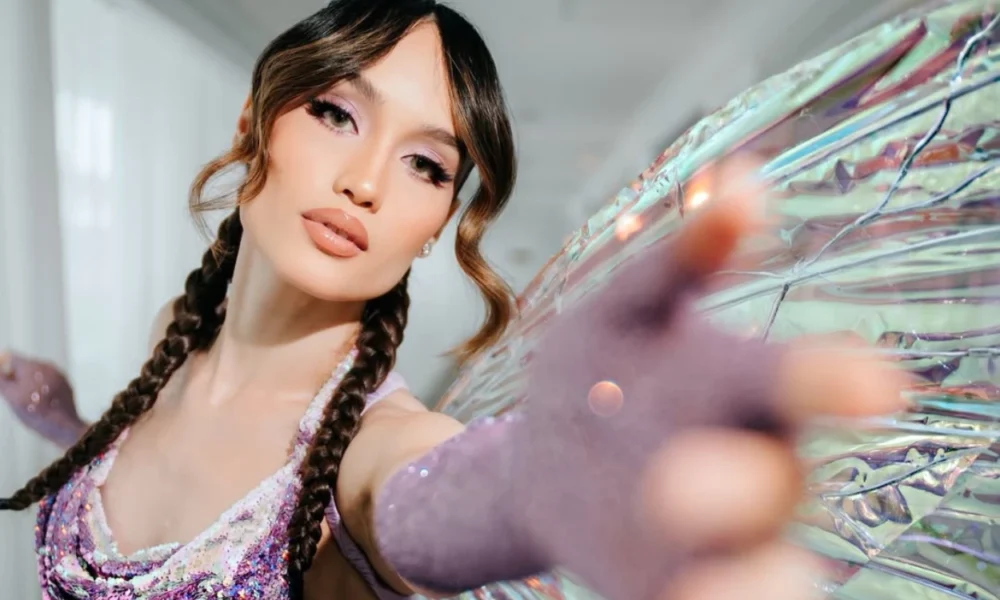 Wow! cinta laura ternyata sudah 19 tahun punya sekolah untuk bantu warga bogor