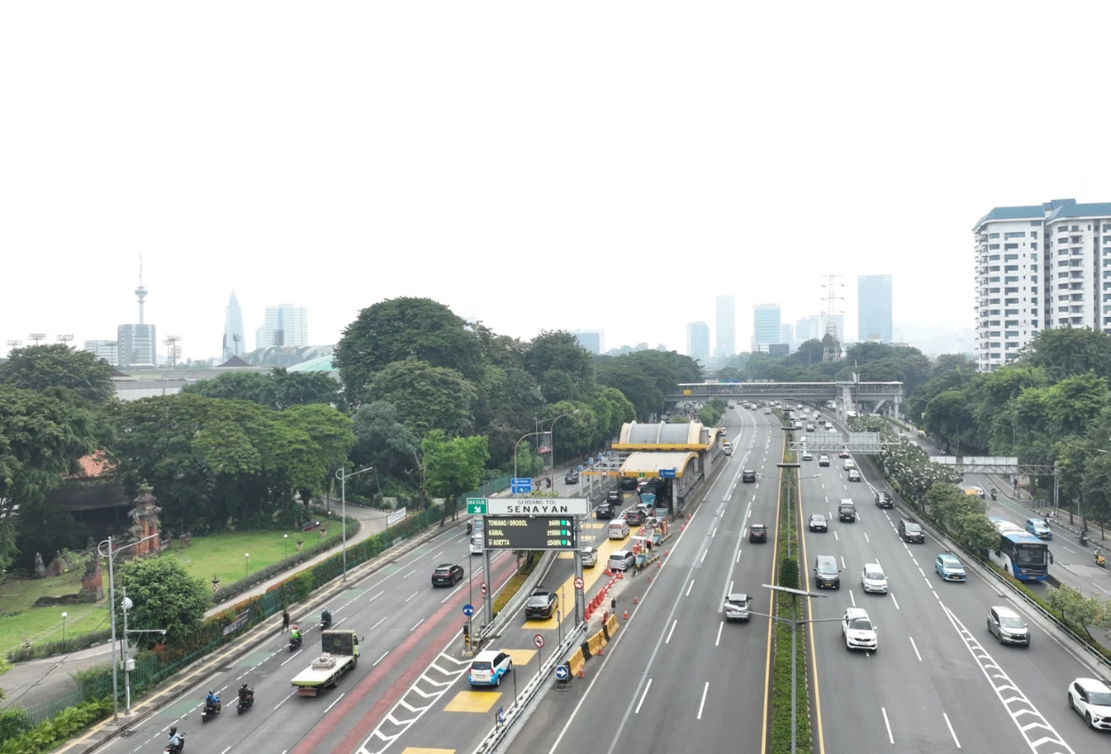 1.500 kendaraan padati tol arah monas