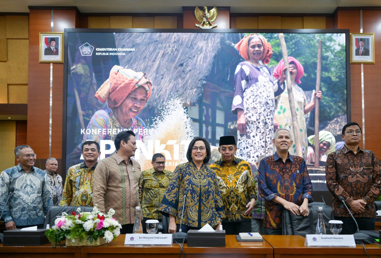 Apbn catatkan surplus rp4,3 triliun di akhir april 2025