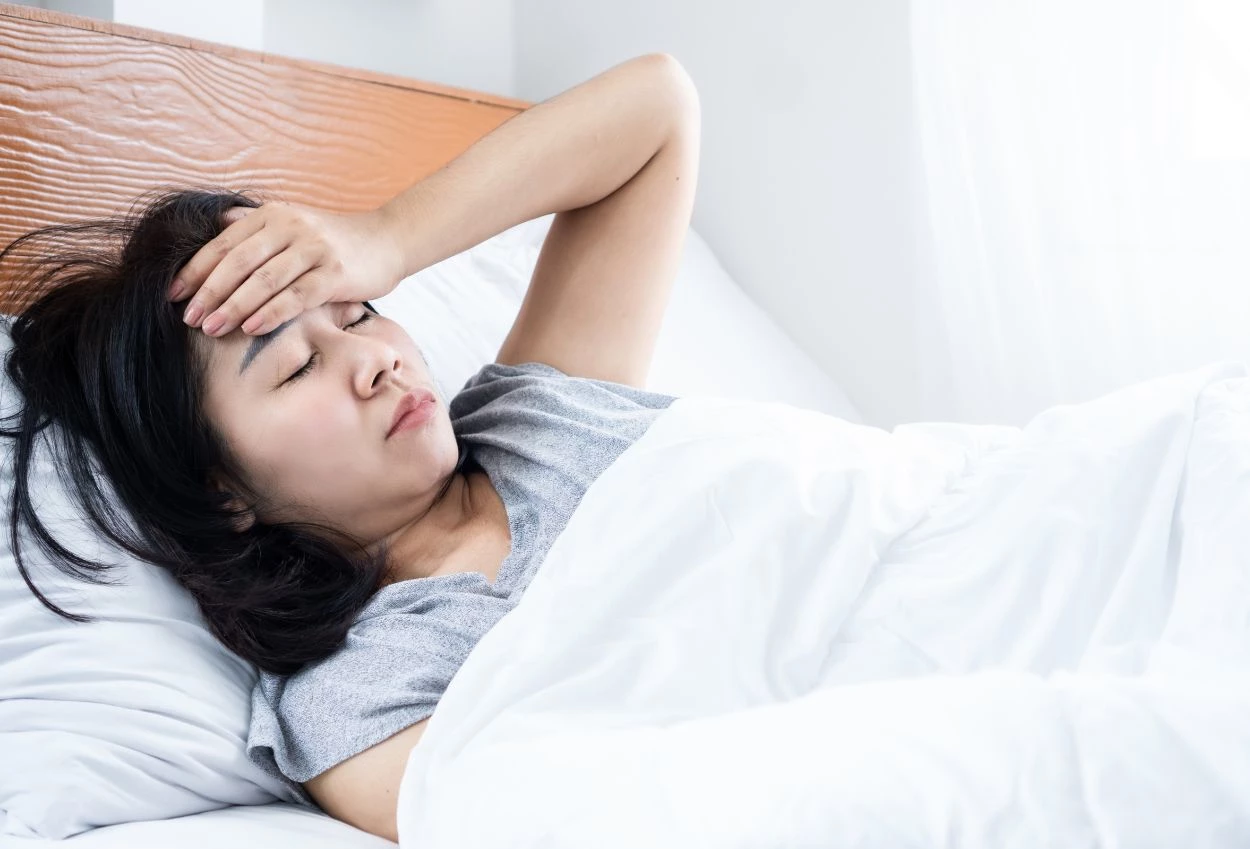 Apakah tidur yang berantakan bisa menyebabkan sakit kepala