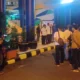 Aparat bongkar pos ormas di pasar kramat jati usai adanya laporan intimidasi