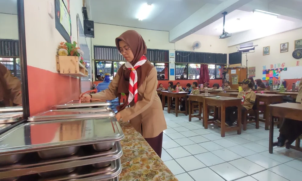 Bill gates apresiasi program makan bergizi gratis di indonesia