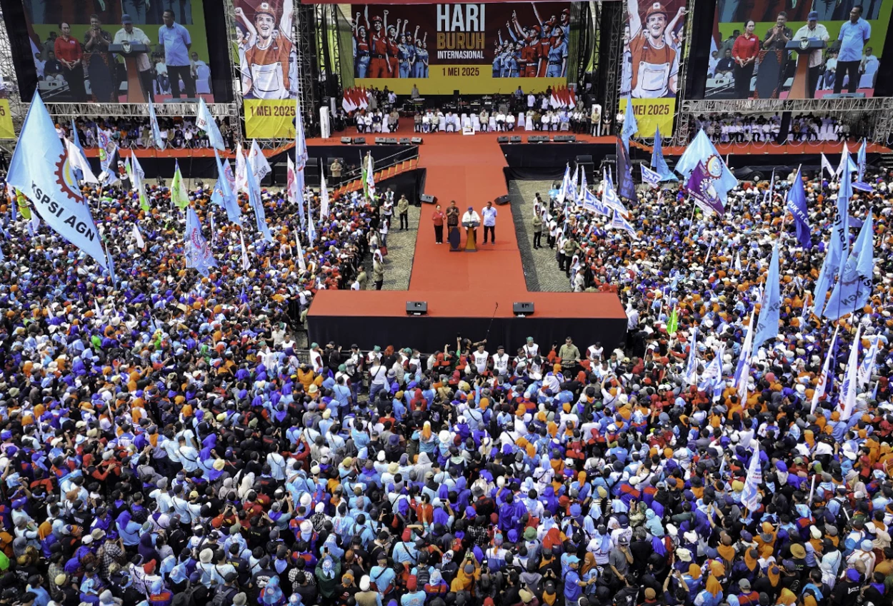 Di hadapan ribuan buruh, prabowo berencana hapus outsourcing dan perkuat hak pekerja