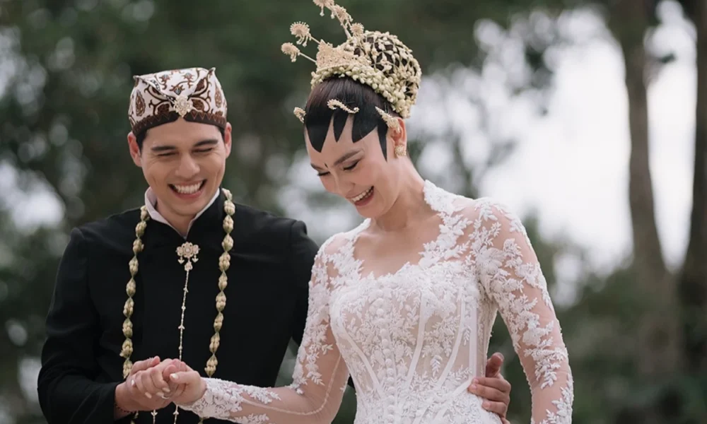 Dua jam setelah menikah, luna maya dan maxime bouttier alami perdebatan kecil