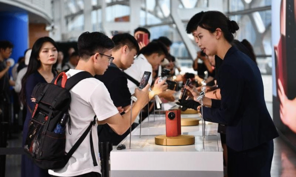 Huawei luncurkan laptop pertama berbasis harmonyos