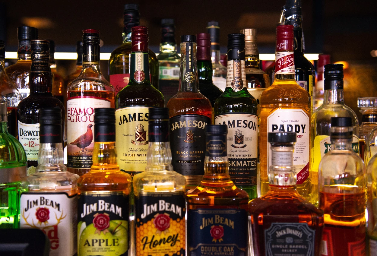 Jelang piala dunia 2034, arab saudi resmi izinkan peredaran alkohol