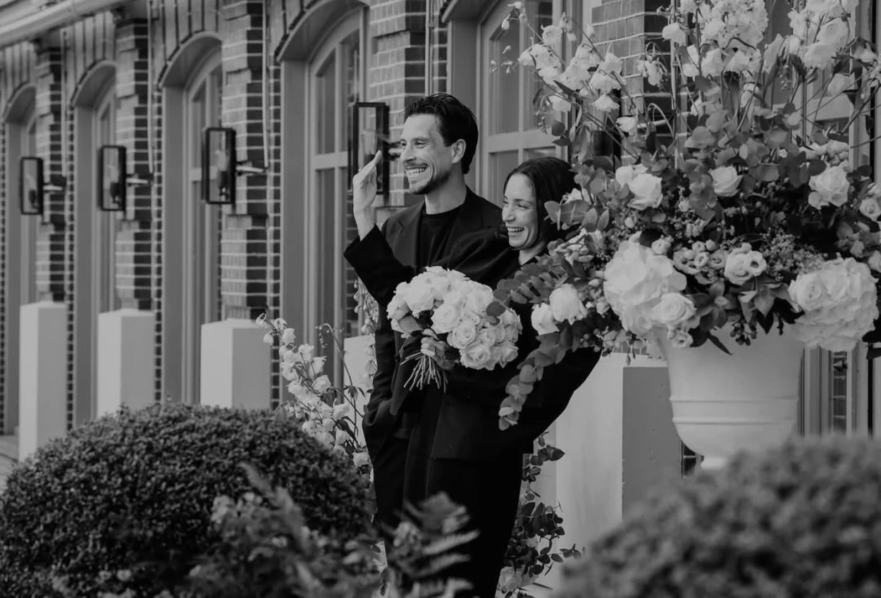 Kabar bahagia! thom haye lamar kekasih di amsterdam