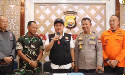 Kapal wisata tenggelam di bengkulu, 8 orang tewas