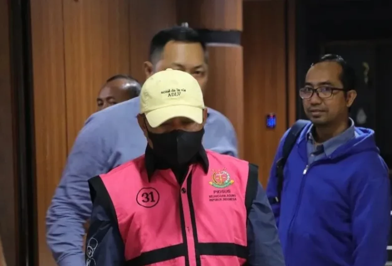Kasus dugaan suap dan gratifikasi di pn jakpus, kejaksaan periksa tiga saksi