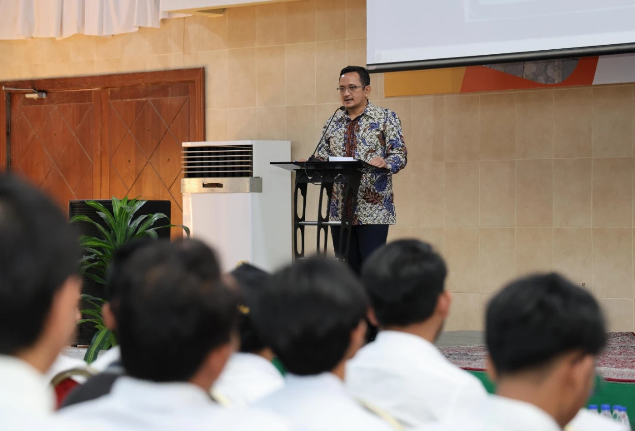 Konsul jenderal ri di jeddah, yusron b. ambary
