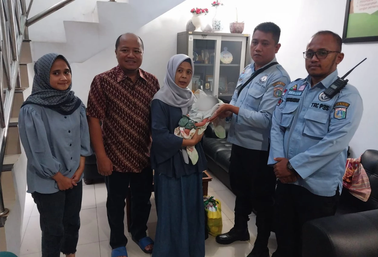 Kurang dari 24 jam, polisi tangkap orang tua kandung pembuang bayi di pulogadung