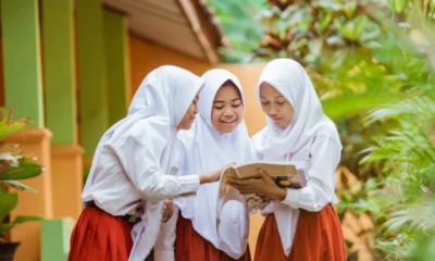 Mk putuskan pendidikan dasar gratis berlaku untuk sekolah negeri dan swasta