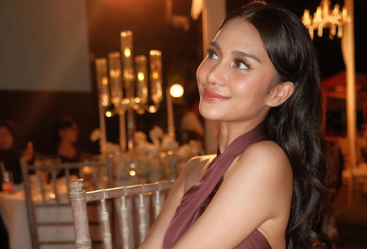 Penampilan azizah salsha saat jadi bridesmaid harris vriza jadi sorotan, dituding oplas