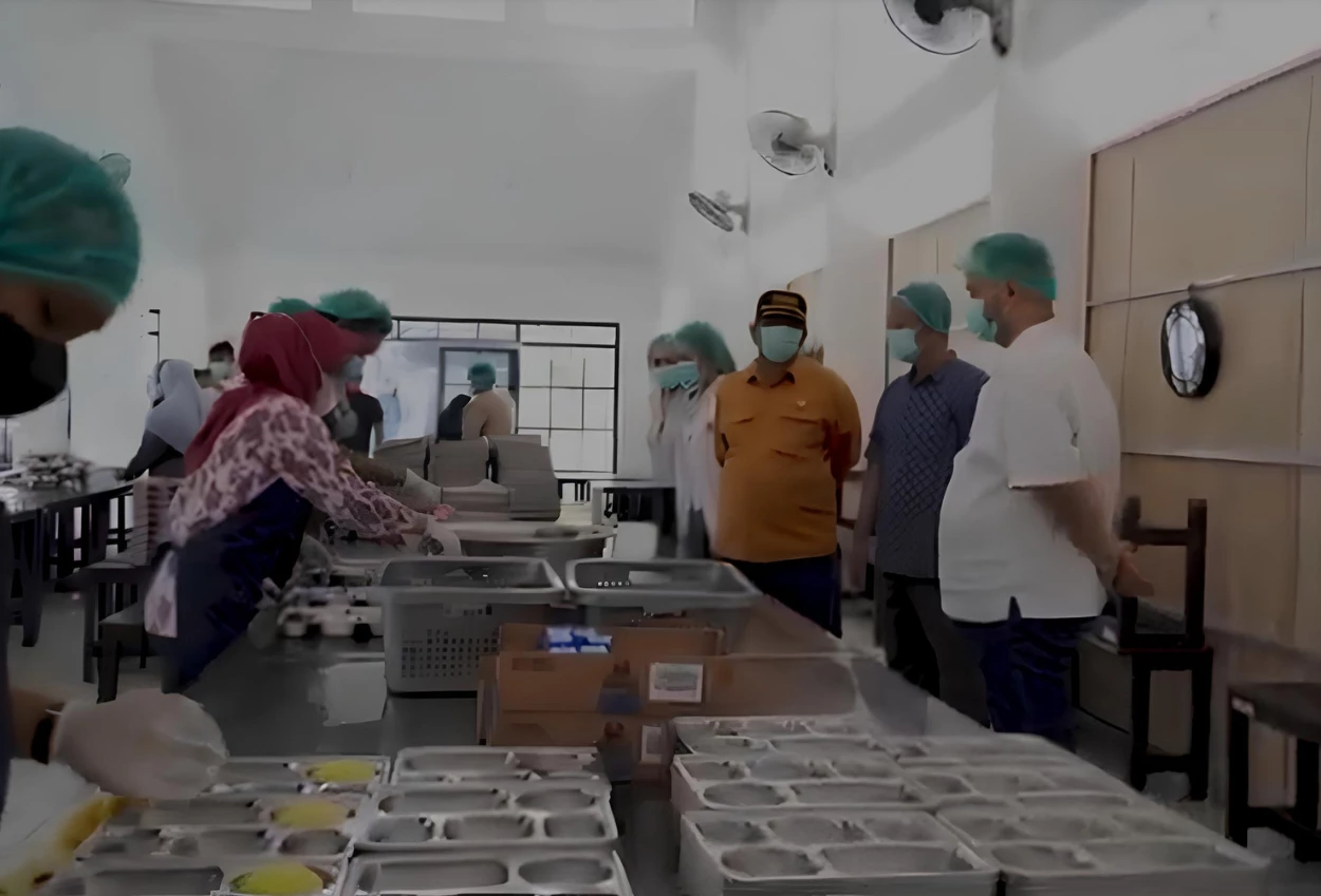 Sambangi dapur sppg bosowa bina insani, dprd temukan lalat hingga dapur yang tak higienis