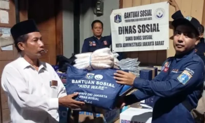 Sudinsos jakarta barat salurkan bantuan untuk warga terdampak angin kencang