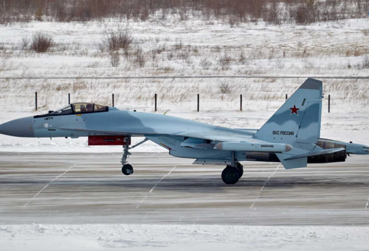 Untuk pertama kalinya, kapal nirawak ukraina jatuhkan pesawat tempur rusia su 30 di laut hitam