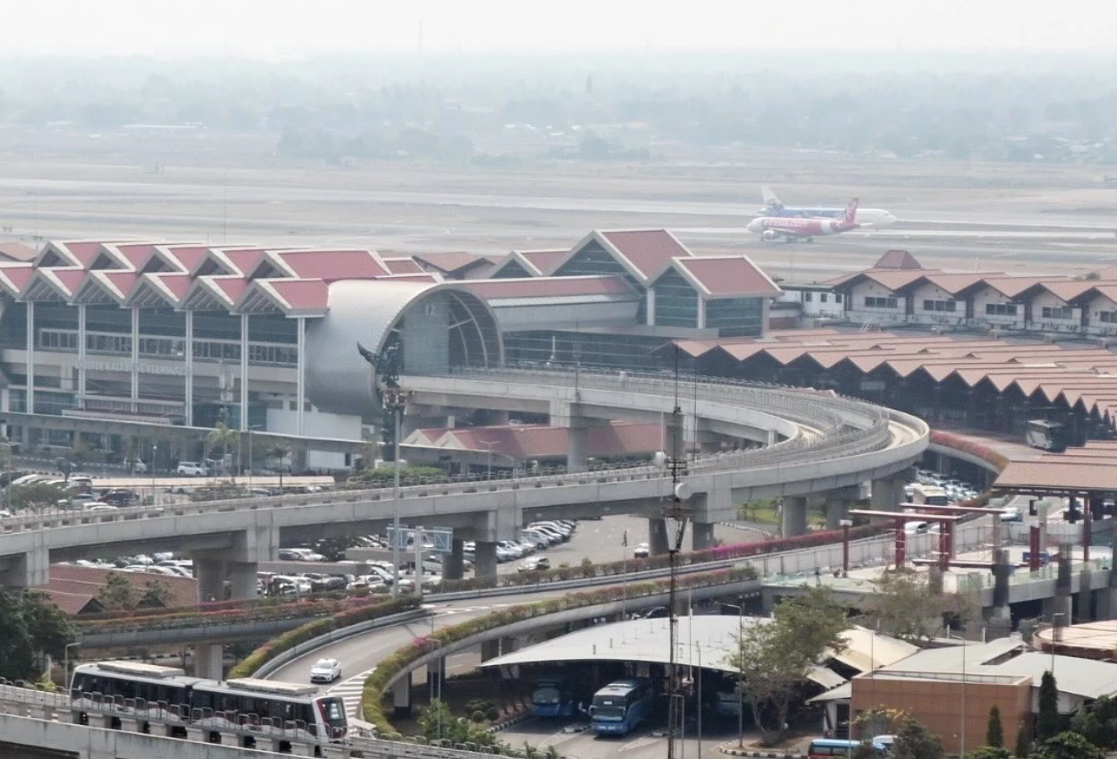 Bandara fransiskus xaverius seda maumere (watt)