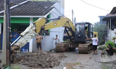 Banjir terjang dua kelurahan di tangerang imbas tanggul jebol