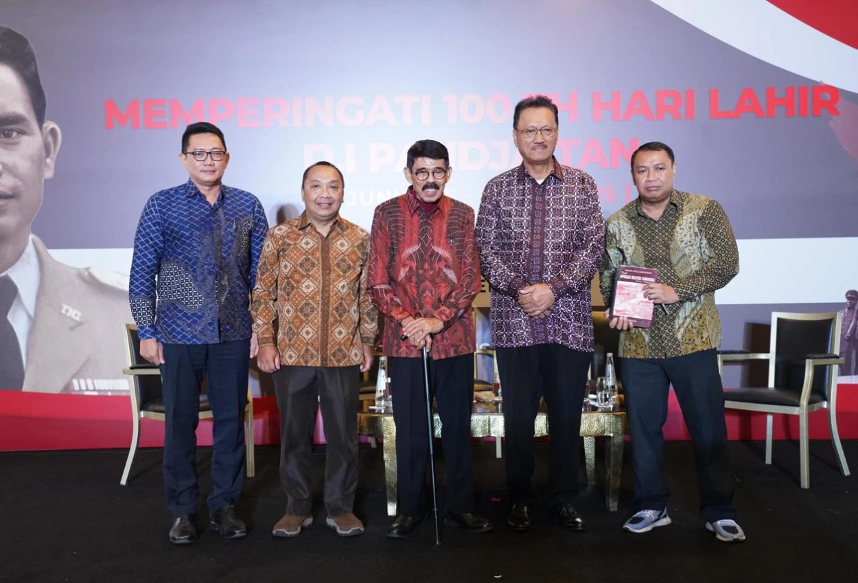 Buku d.i pandjaitan rilis edisi kedua dalam memperingati 100 tahun hari lahir