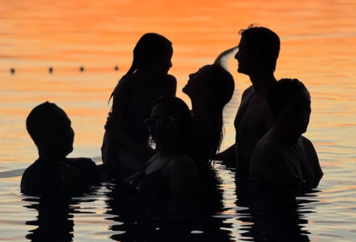Cinta brian diduga ikut liburan ke pantai bersama gisel dan gempi
