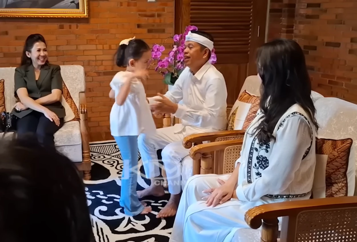 Dedi mulyadi izin menikah saat bertemu sherly tjoanda, anak nggak boleh