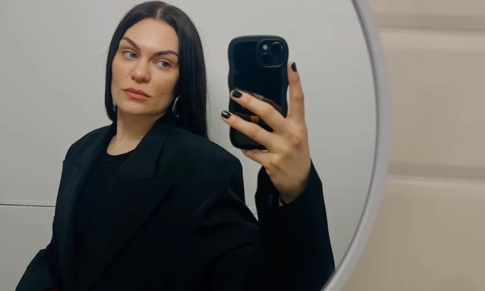 Didiagnosa kanker payudara stadium awal, jessie j saya akan menghilang sebentar