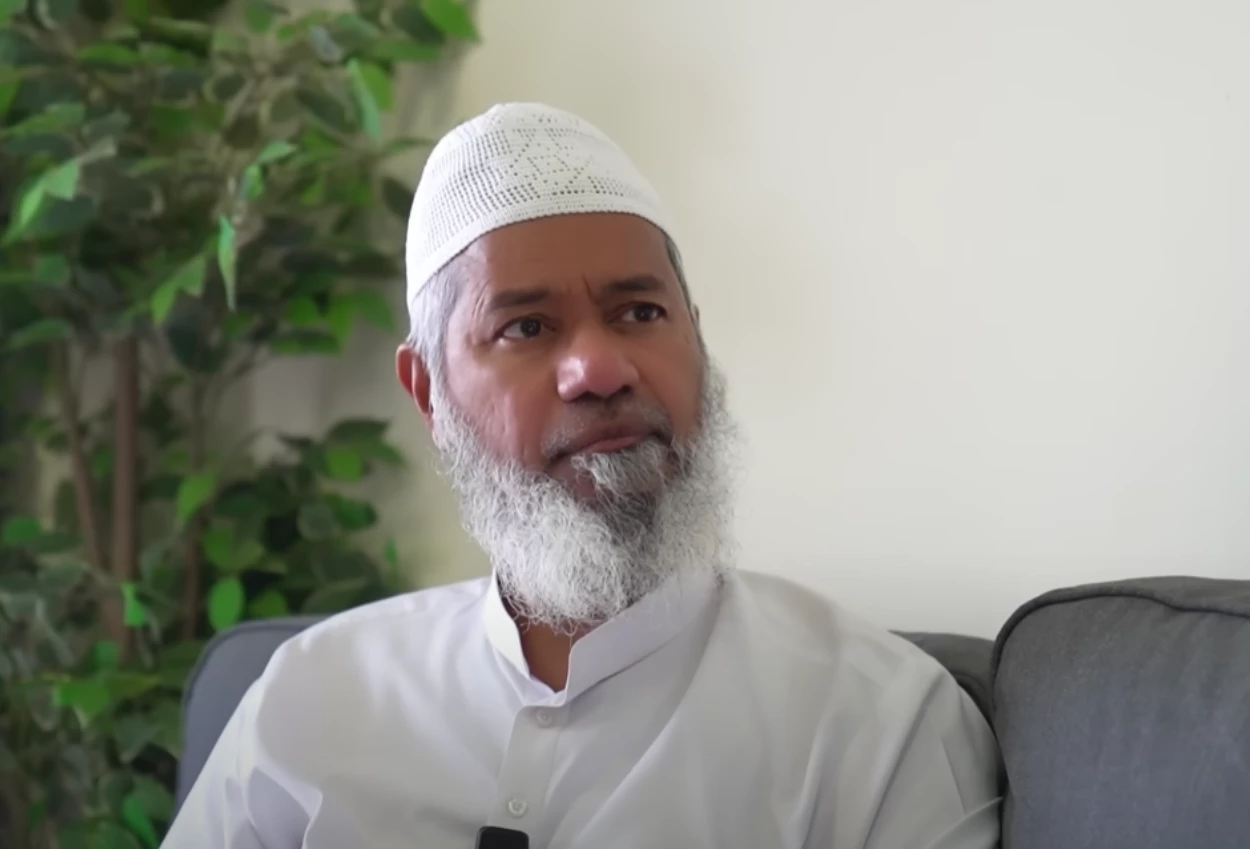Dr zakir naik umumkan kunjungan ke indonesia, akan gelar ceramah di tiga kota