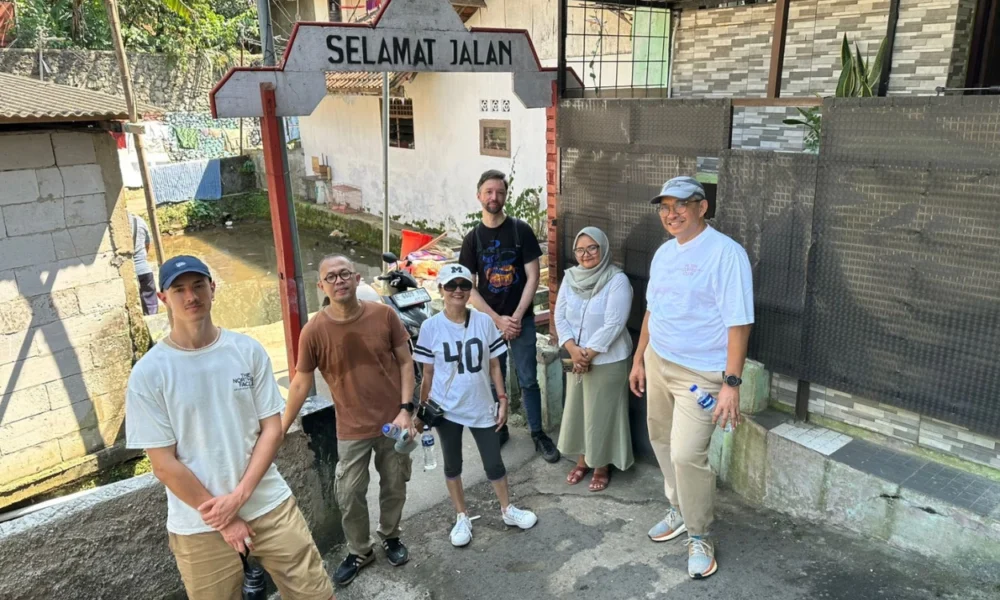 Gandeng aktivis asing, kelurahan tegallega siap percantik 850 meter bantaran sungai ciparigi
