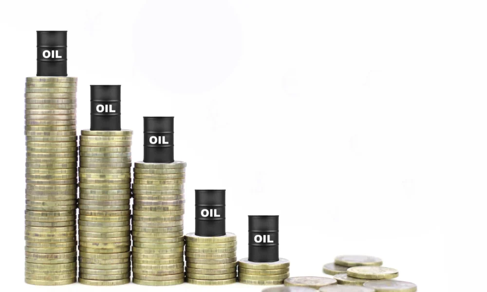 Harga minyak dunia anjlok 7% usai iran serang pangkalan as di qatar
