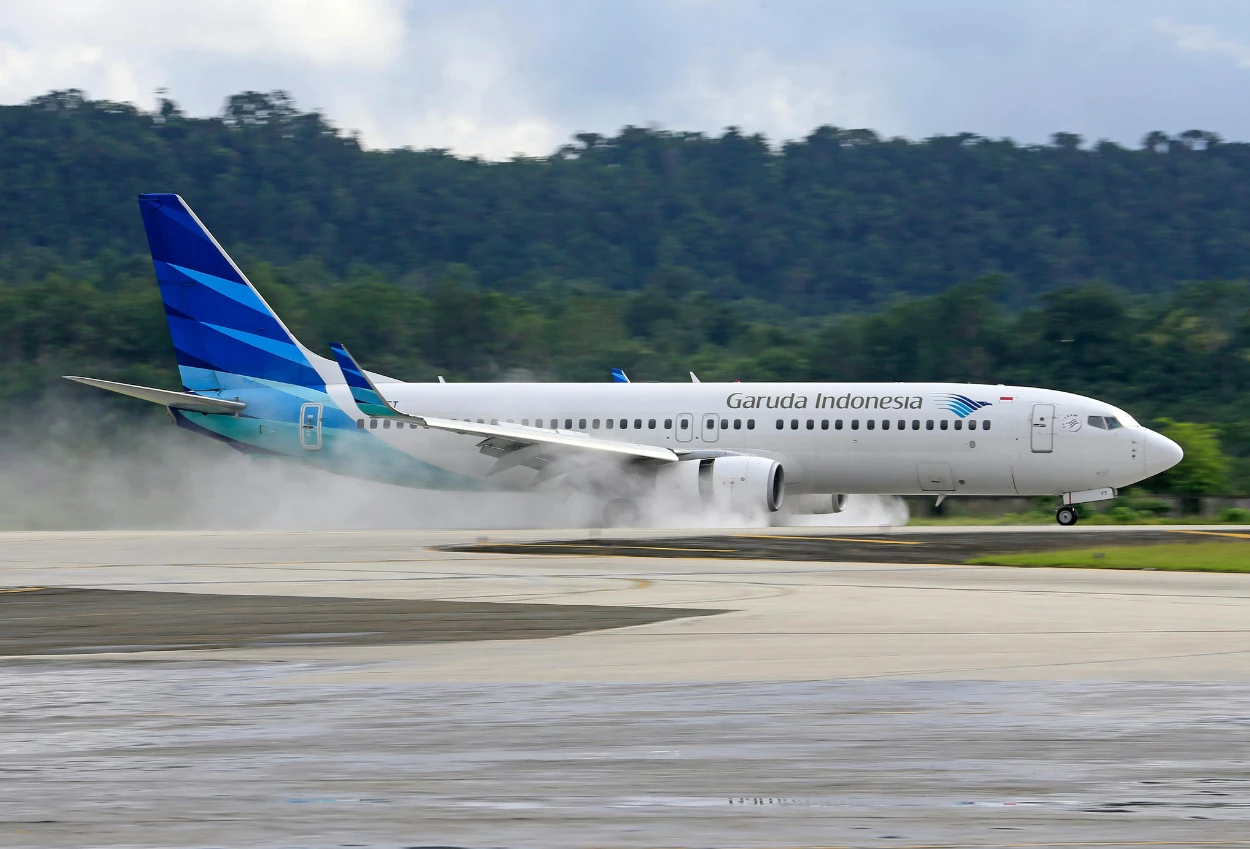 Imbas perang israel iran, garuda indonesia hentikan penerbangan ke doha hingga 1 juli