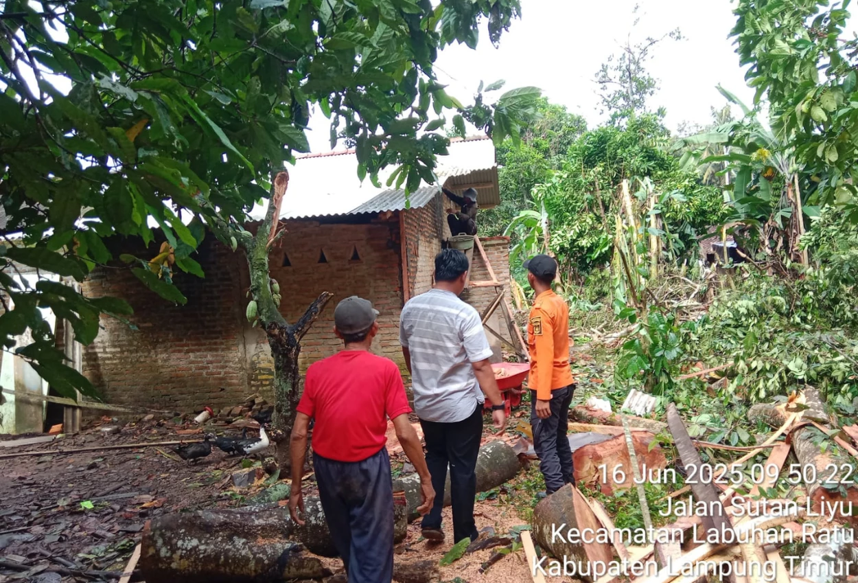 Indonesia diterjang 20 bencana dalam 24 jam terakhir, bnpb imbau waspada cuaca ekstrem