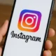 Instagram sedang uji coba fitur repost ke feed