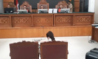 Jalani sidang dugaan pemerasan, nikita mirzani ditegur hakim