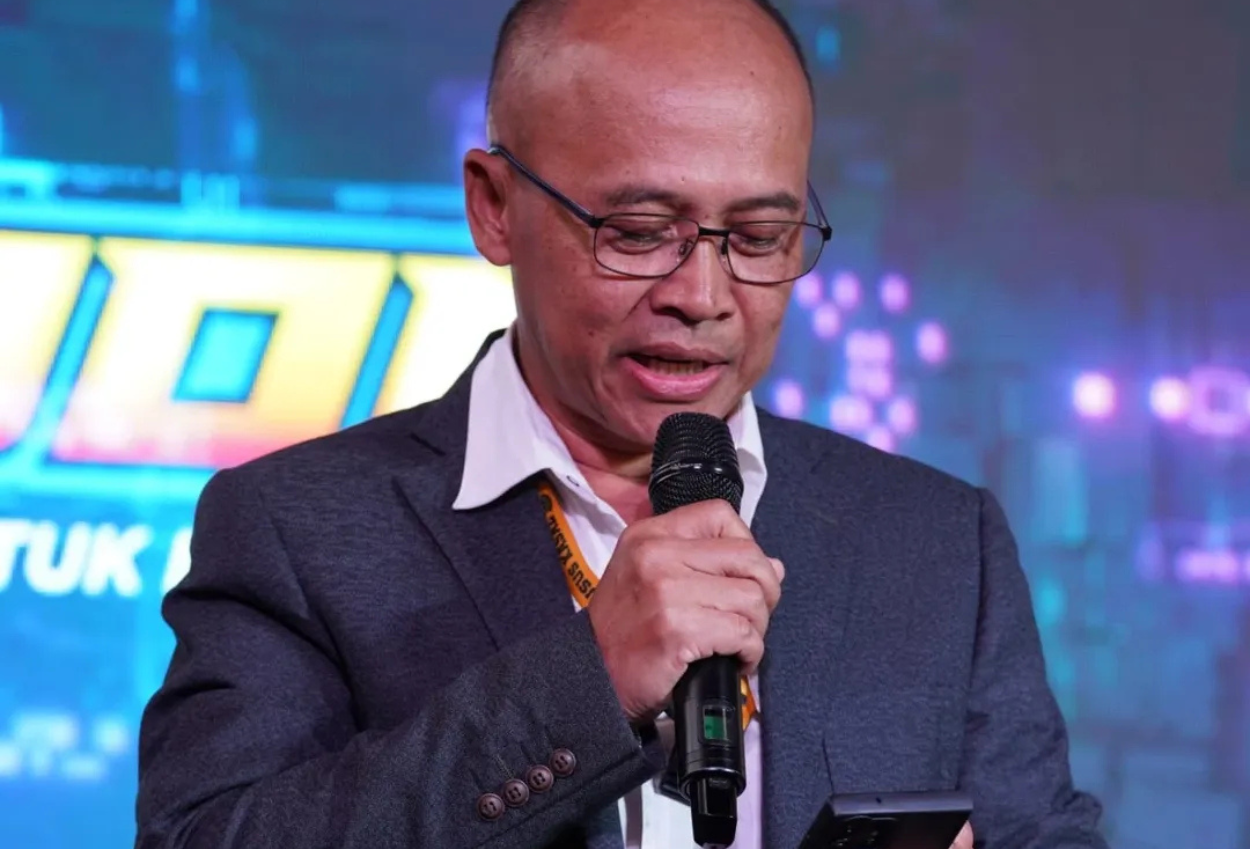 Laksamana muda tni