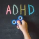 Mengenal adhd pada anak, kenali tanda tanda dan cara penanganannya