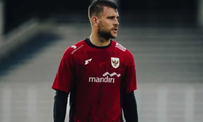 Nonton dari tribun, maarten paes terpukau dengar lagu rumah kita di gbk
