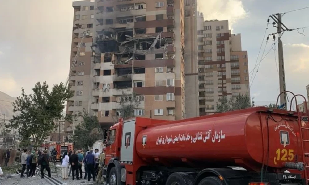 Pasca serangan israel, kbri Tehran imbau 383 wni tingkatkan kewaspadaan