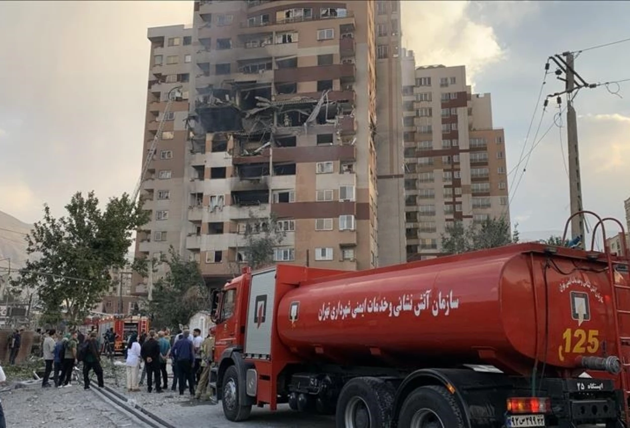 Pasca serangan israel, kbri Tehran imbau 383 wni tingkatkan kewaspadaan