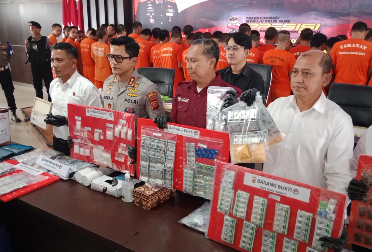 Polisi bongkar 45 kasus narkoba dan miras dalam dua bulan di bogor, 56 tersangka diamankan