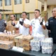 Polisi tangkap 2 pelaku pemalsuan susu kedaluwarsa yang dijual ulang di bogor