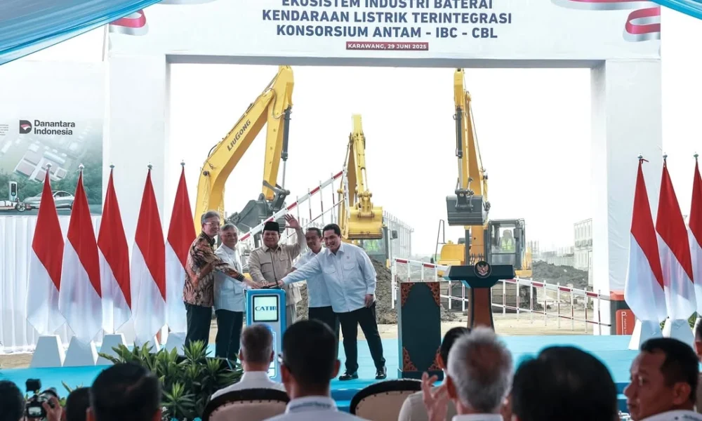 Prabowo resmikan industri baterai senilai usd 5,9 miliar di karawang