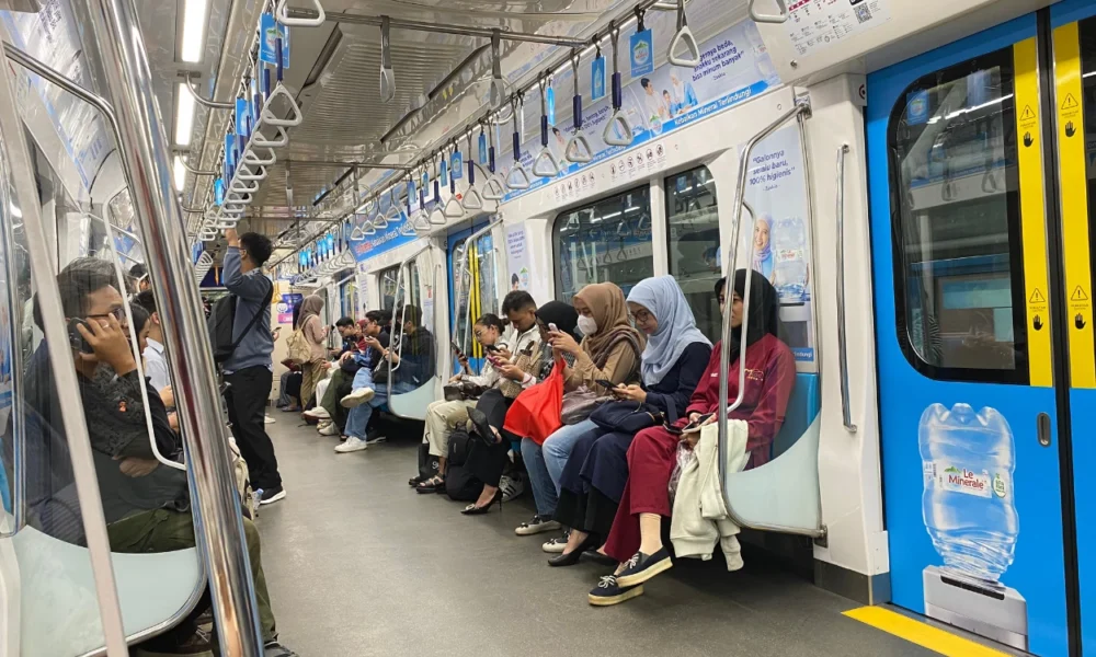 Pramono wacanakan karyawan swasta wajib gunakan transportasi umum setiap rabu