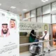 Raja salman beri al quran untuk para jemaah haji di bandara taif saudi