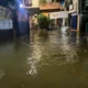 Ratusan rumah di petogogan jakarta selatan terendam banjir