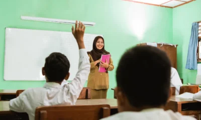 Sekolah rakyat dan kesejahteraan guru stagnan, apa penyebabnya