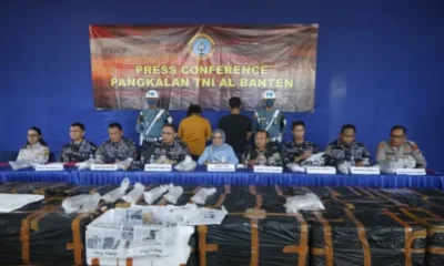Tni al gagalkan penyelundupan 199 ribu benih lobster di merak
